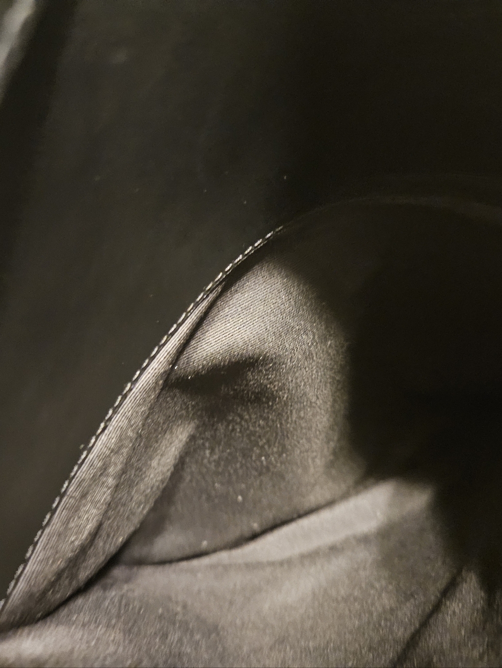 Coach Men’s Gray/Black Signature Messenger Bag - Picture 10 of 11